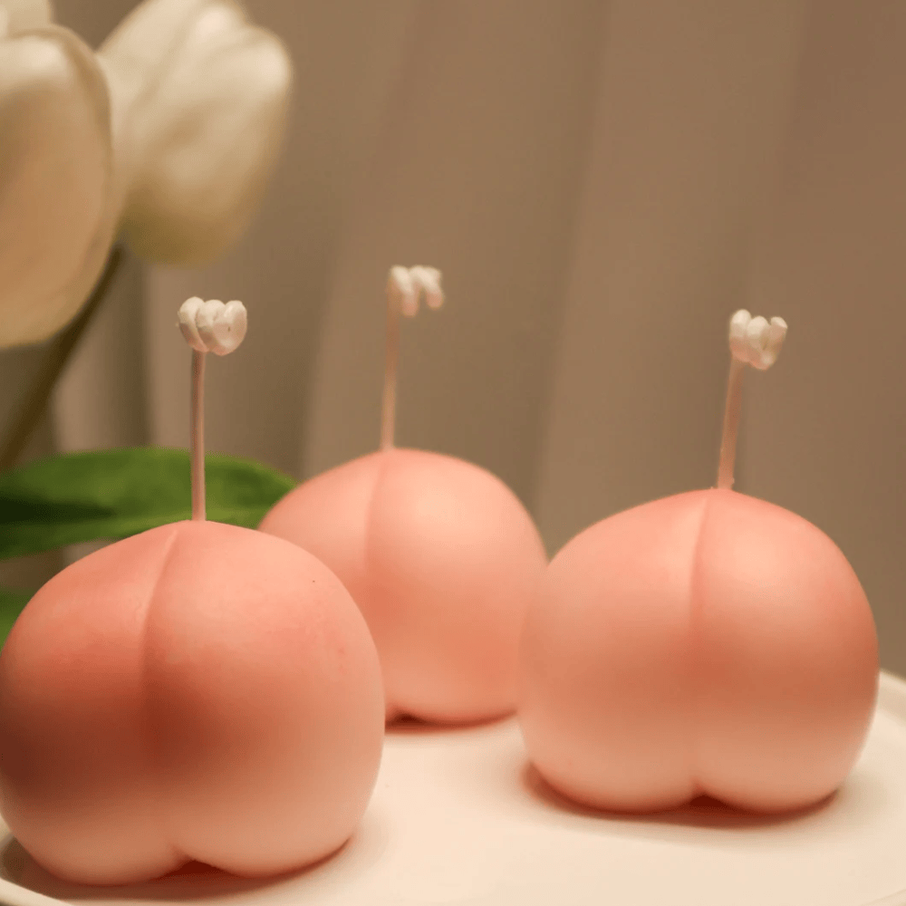 Realistic Peach Fruit Shaped Scented Candle - Free-Standing Soy-Beeswax Pillar