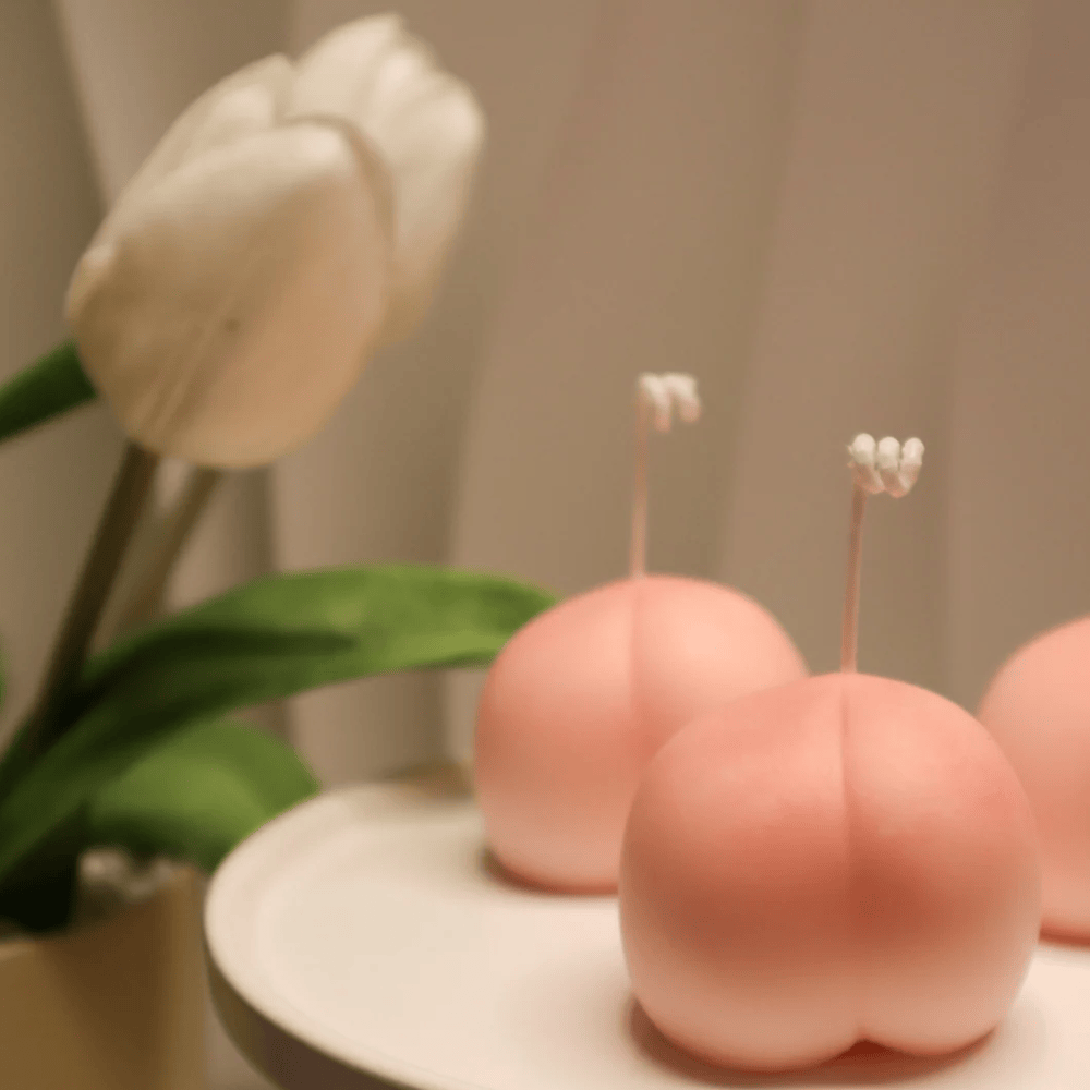 Realistic Peach Fruit Shaped Scented Candle - Free-Standing Soy-Beeswax Pillar