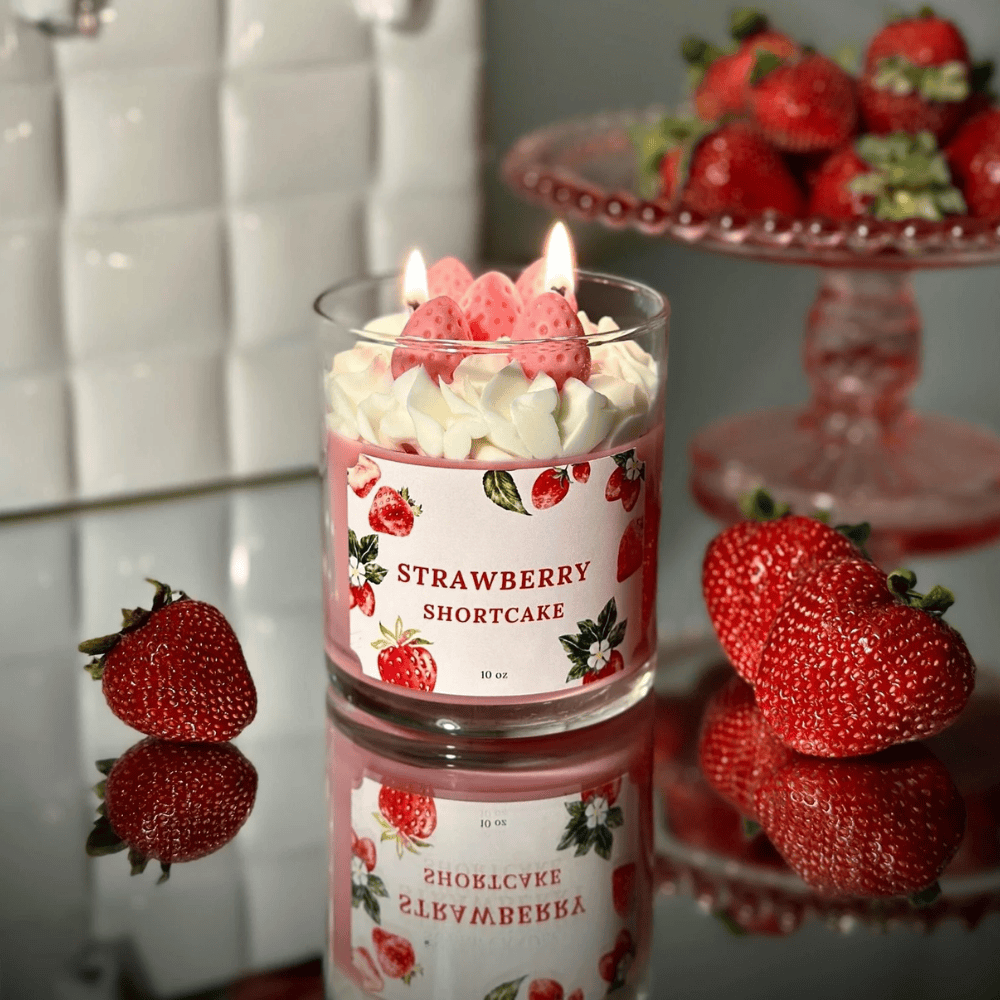 Strawberry & Vanilla Bakery Scented Soy Wax Candle - Glass Jar with Lead-Free Cotton Wick (4oz / 10oz)
