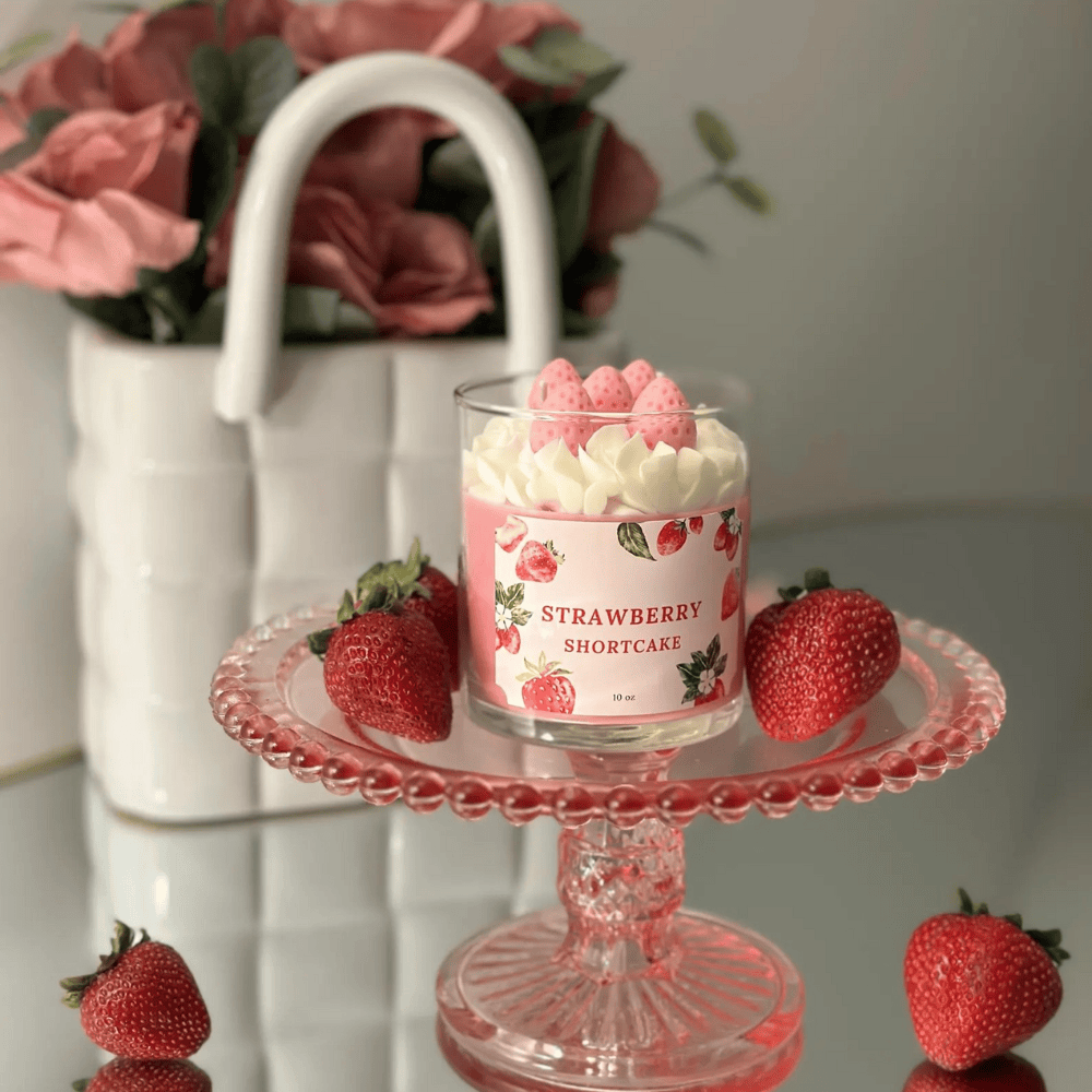 Strawberry & Vanilla Bakery Scented Soy Wax Candle - Glass Jar with Lead-Free Cotton Wick (4oz / 10oz)